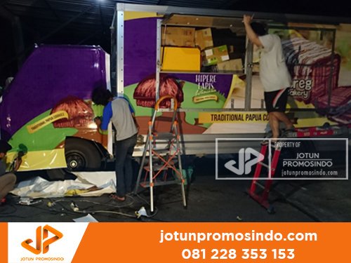  Telepon 081228353153 - Pusat Branding Mobil Mazda (atau lainnya)  Satuan di Surabaya Utara - Gratis Design
    